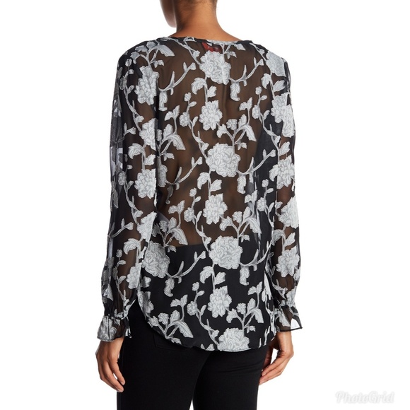 Joe Fresh Burnout Blouse - Picture 2 of 2